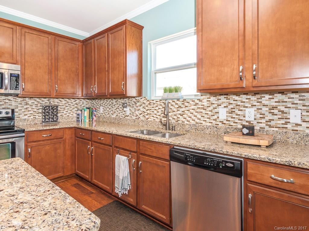 8630 Heartleaf Road Charlotte, NC 28227 - Photo 6 of 23 Gallery Image 6