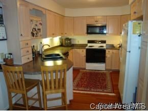 118 Country Place Springfield, IL 62703 - Photo 3 of 12