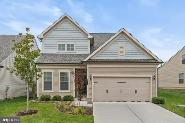 front view of house with a yard