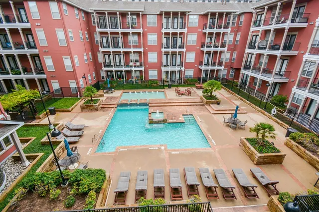 $2,200 | 2400 McCue Road, Unit 357, Houston, TX 77056