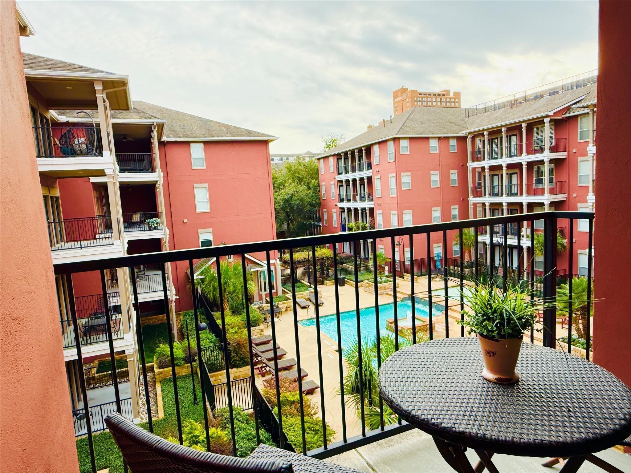 2400 McCue Road, Unit 357 Houston, TX 77056 - Photo 19 of 35