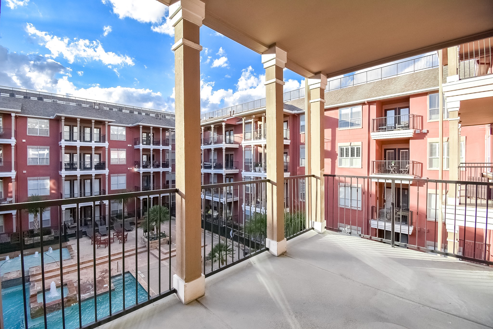 2400 McCue Road, Unit 357 Houston, TX 77056 - Photo 2 of 35