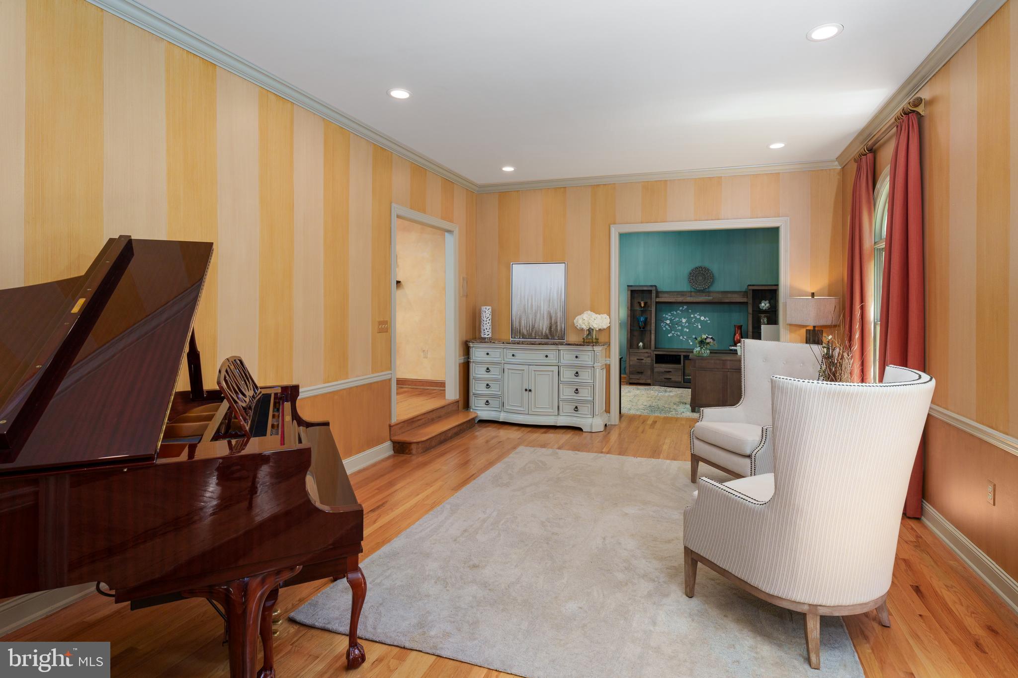 135 Arreton Road Princeton, NJ 08540 - Photo 7 of 44
