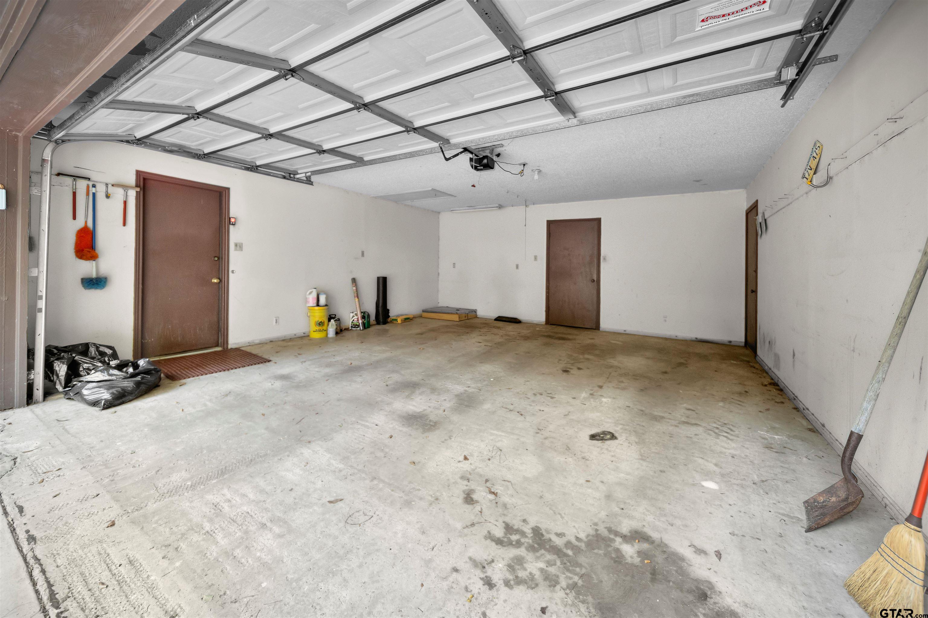 15236 Hillview Road Tyler, TX 75703 - Photo 43 of 46 Gallery Image 43