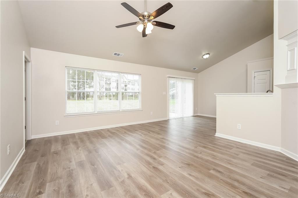 1137 Hawick Drive High Point, NC 27262 - Photo 6 of 17