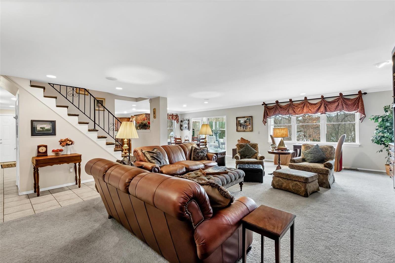 831 Bergquist Drive Ballwin, MO 63011 - Photo 11 of 45