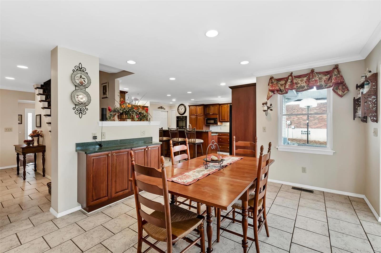 831 Bergquist Drive Ballwin, MO 63011 - Photo 14 of 45