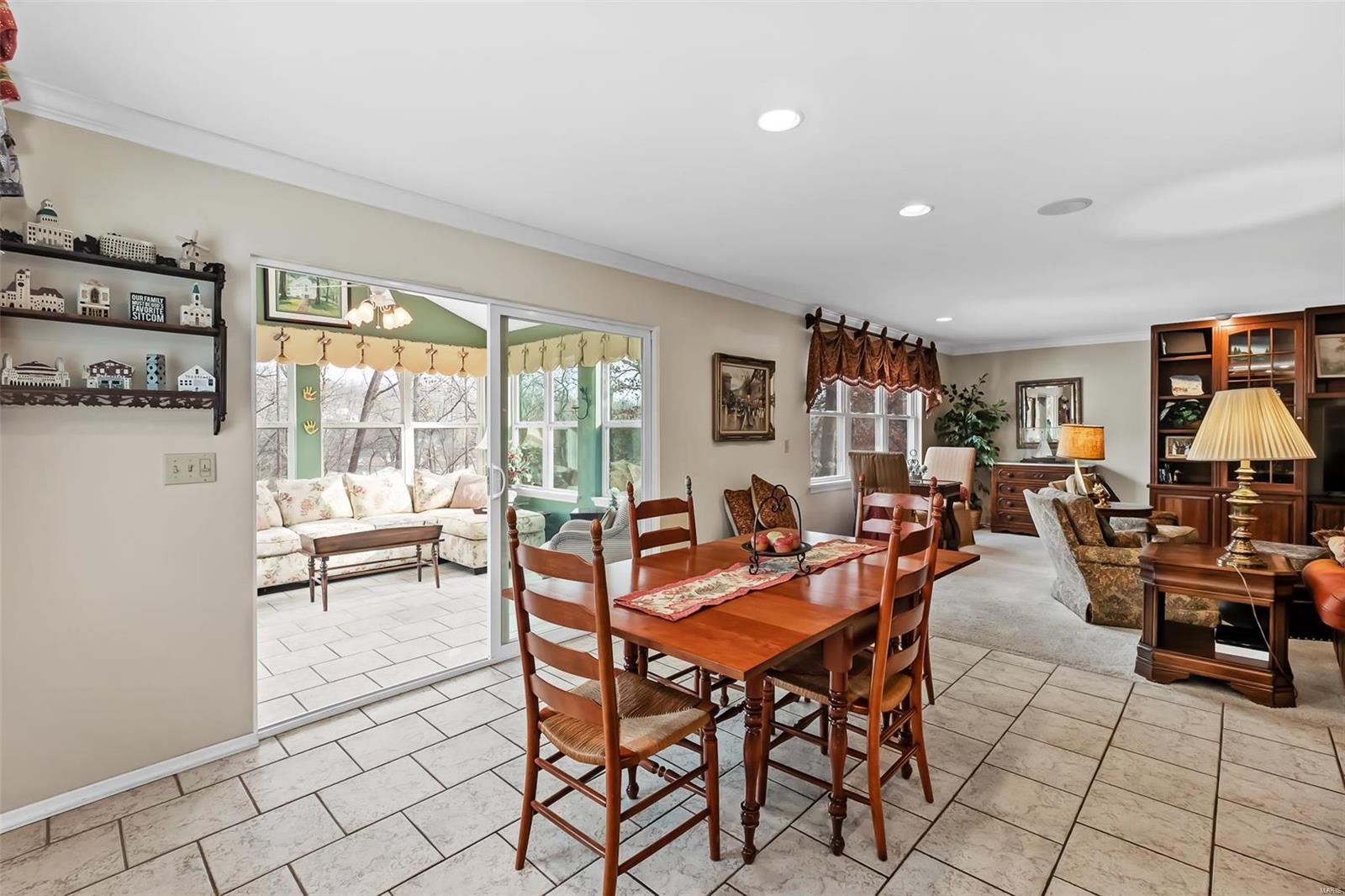 831 Bergquist Drive Ballwin, MO 63011 - Photo 17 of 45