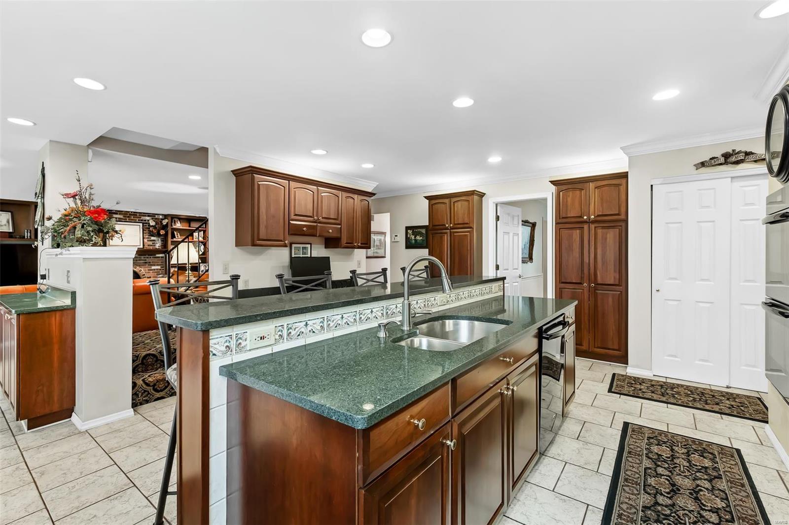 831 Bergquist Drive Ballwin, MO 63011 - Photo 19 of 45