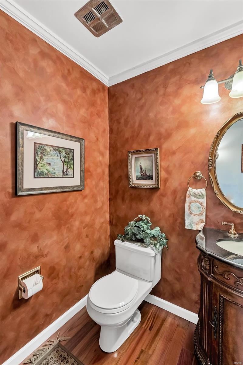 831 Bergquist Drive Ballwin, MO 63011 - Photo 9 of 45