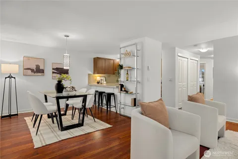$579,000 | 3018 128th Avenue Southeast, Unit 12, Bellevue, WA 98005