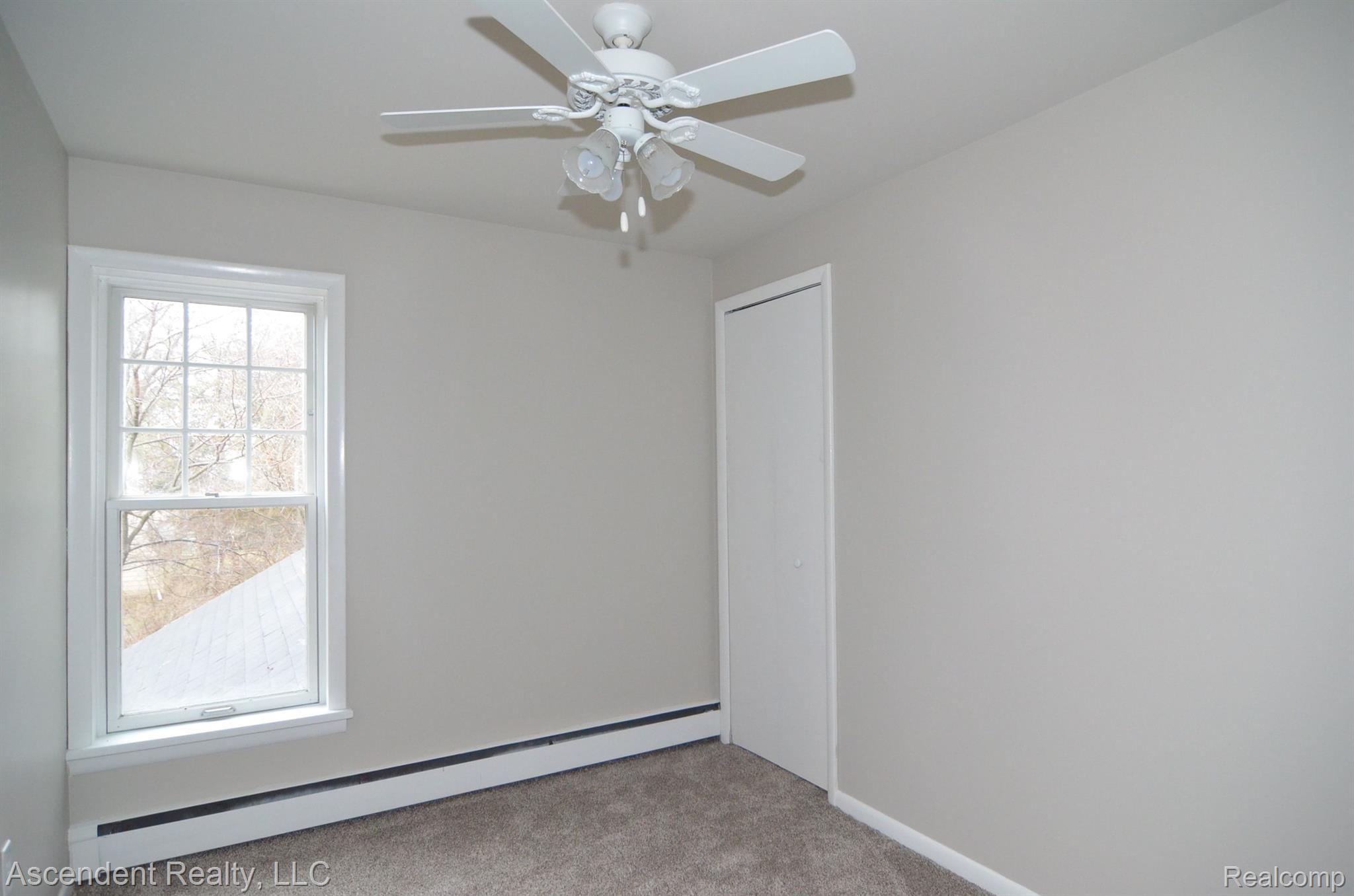 1608 Walton Blvd. Rochester, MI 48309 - Photo 4 of 10