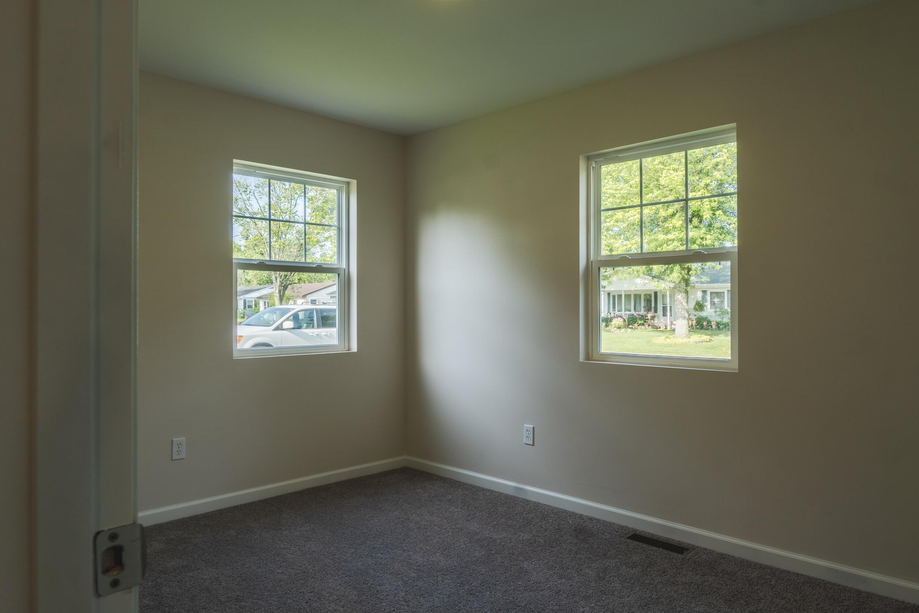 719 Imperial Road Valparaiso, IN 46385 - Photo 7 of 12 an empty room with a window