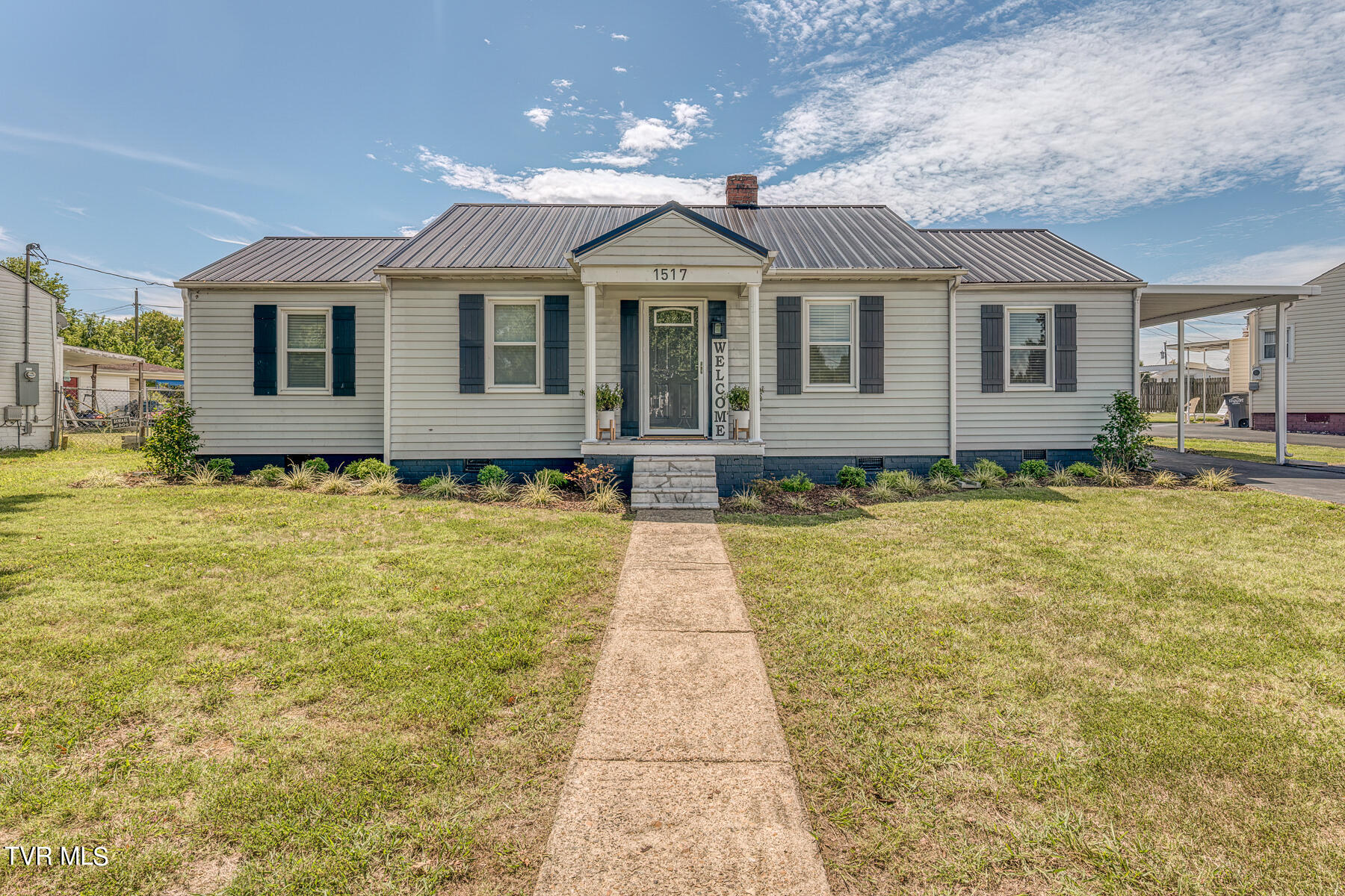 1517 Kings Road Kingsport, TN 37664 - Photo 1 of 34 1517 Kings Rd-1