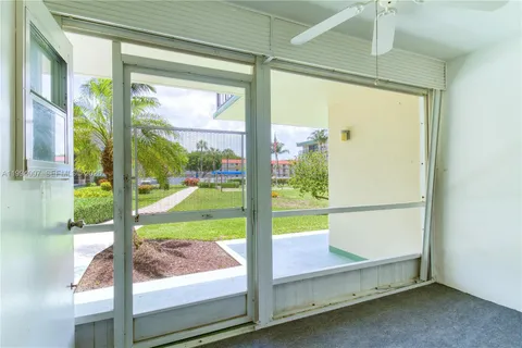 $115,000 | 804 Southeast 7th Street, Unit 107, Deerfield Beach, FL 33441