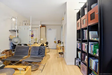 $449,000 | 425 West Beech Street, Unit 107, San Diego, CA 92101