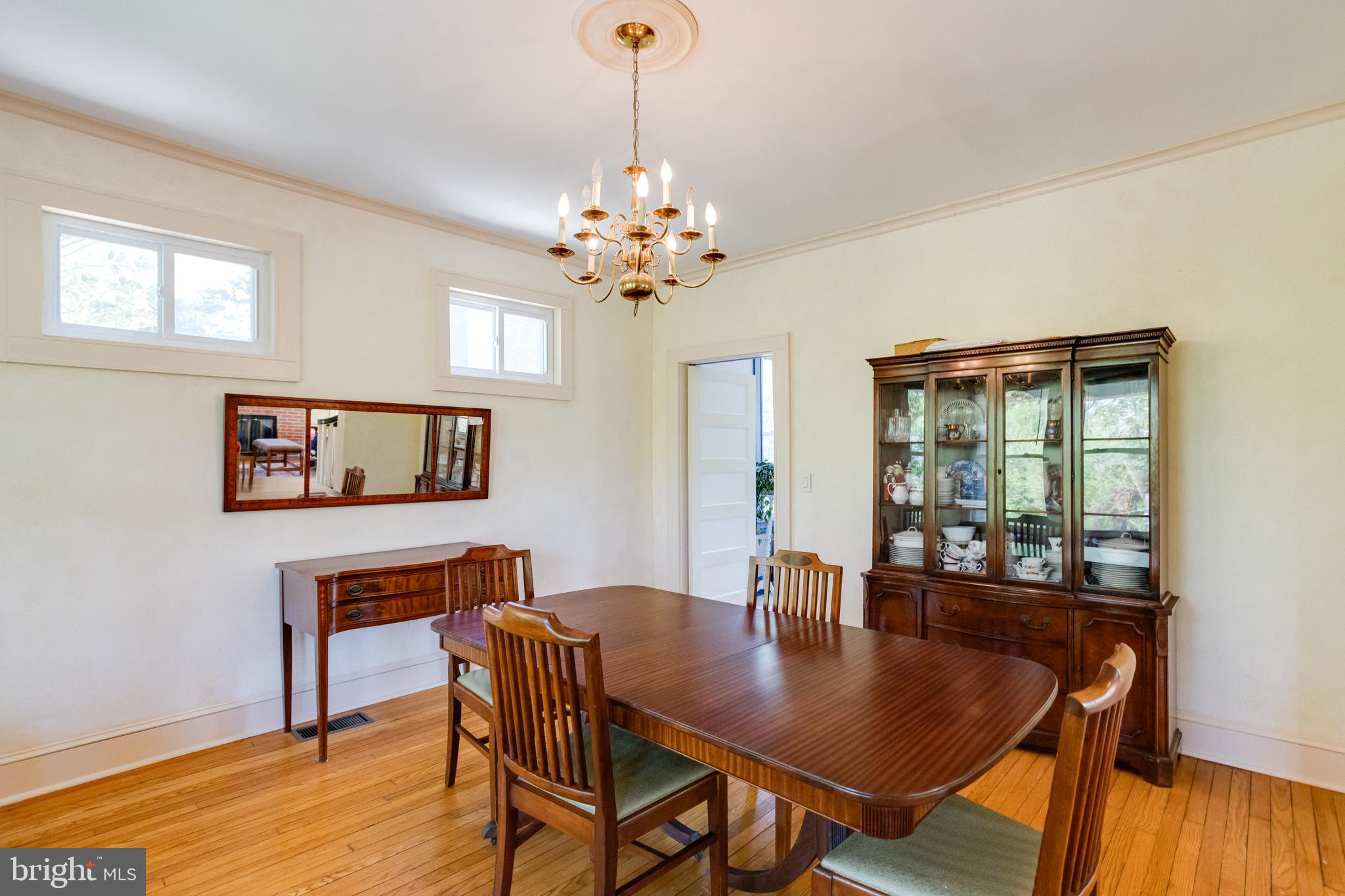 2213 Chilham Road Baltimore, MD 21209 - Photo 11 of 43