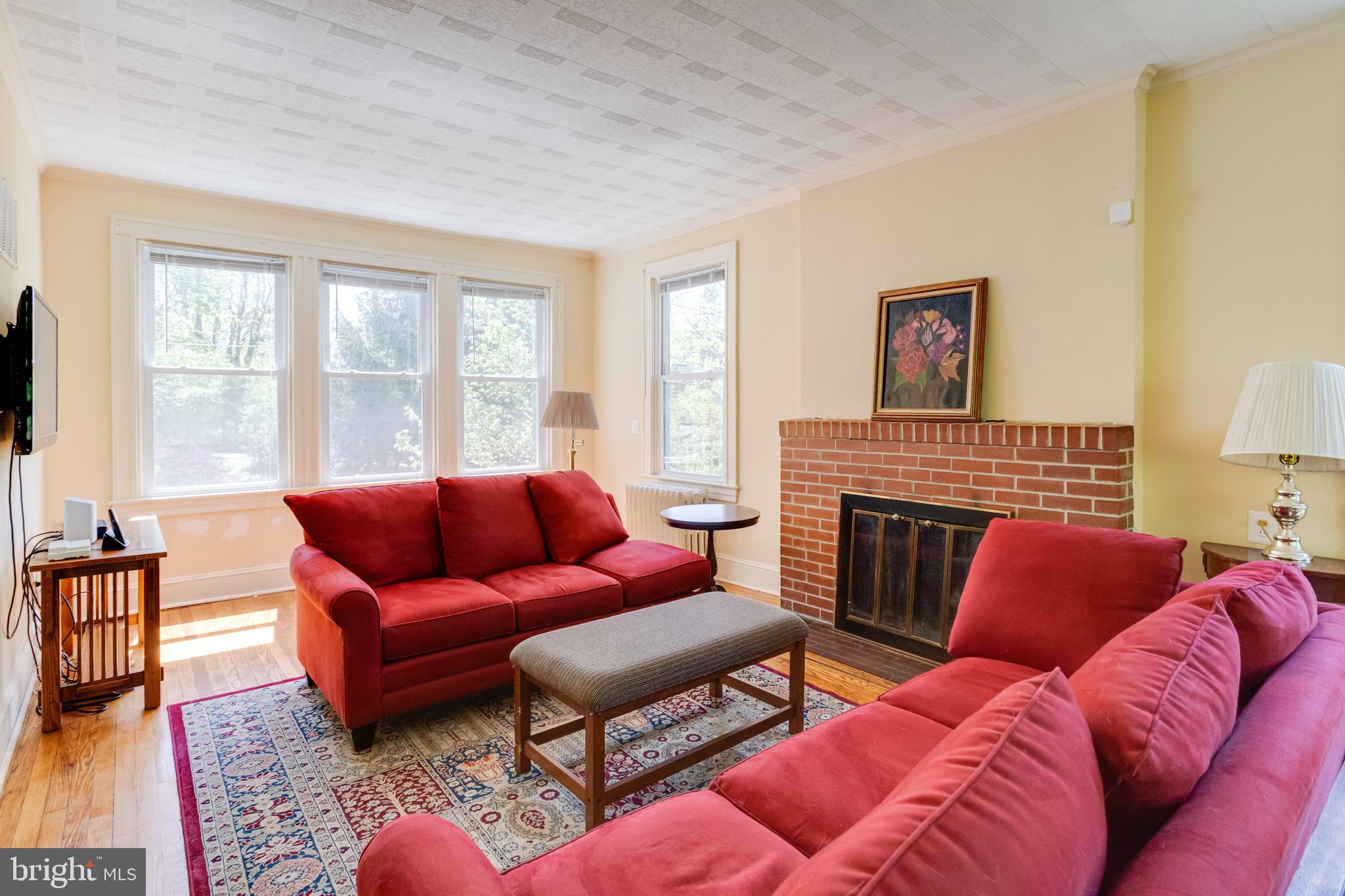 2213 Chilham Road Baltimore, MD 21209 - Photo 6 of 43