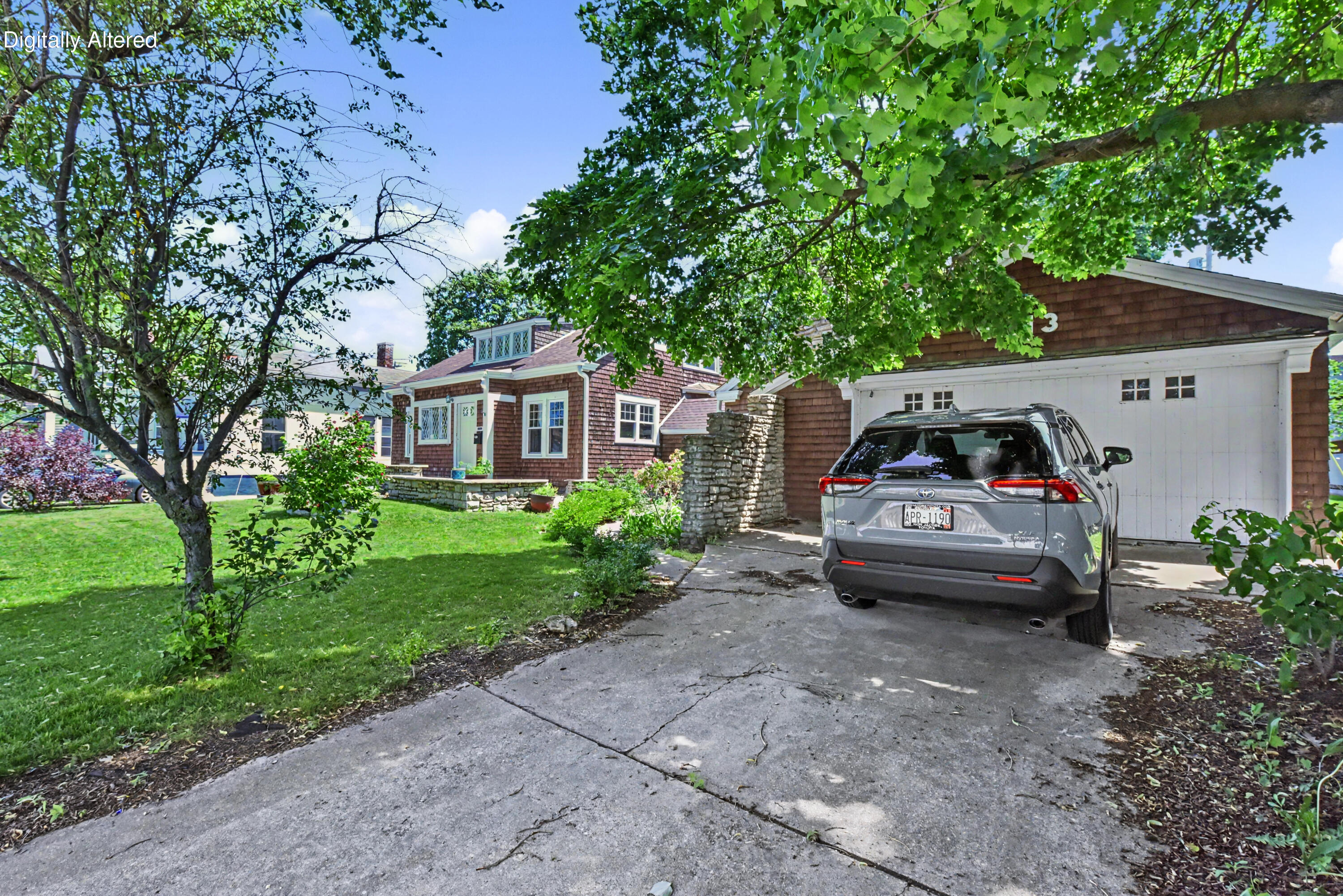 1213 College Avenue Racine, WI 53403 - Photo 54 of 54 DSC_9459