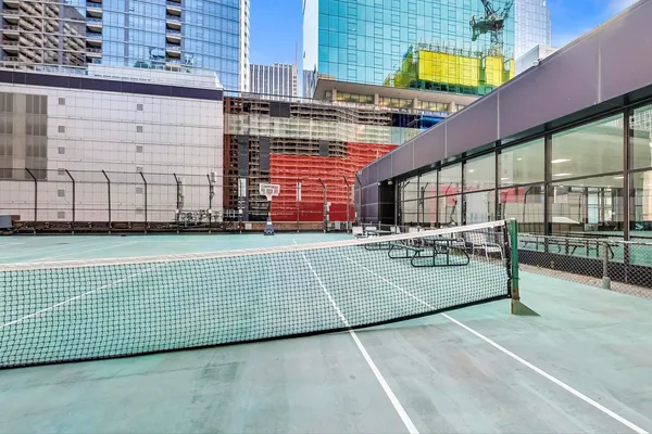 $239,000 | 211 East Ohio Street, Unit 2817, Chicago, IL 60611