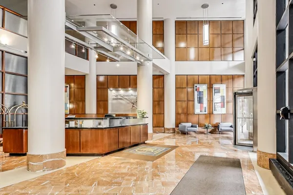 $239,000 | 211 East Ohio Street, Unit 2817, Chicago, IL 60611