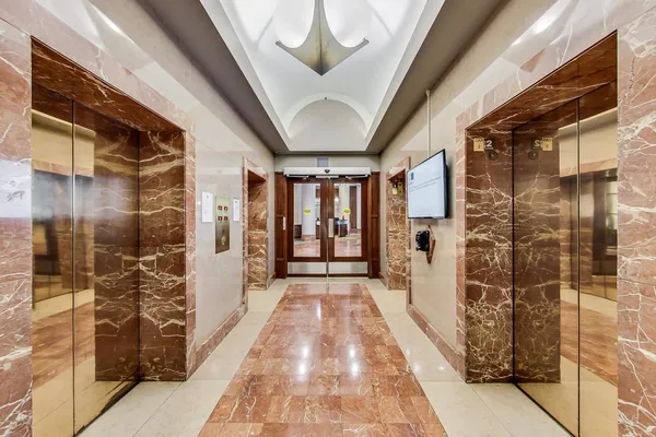 $239,000 | 211 East Ohio Street, Unit 2817, Chicago, IL 60611