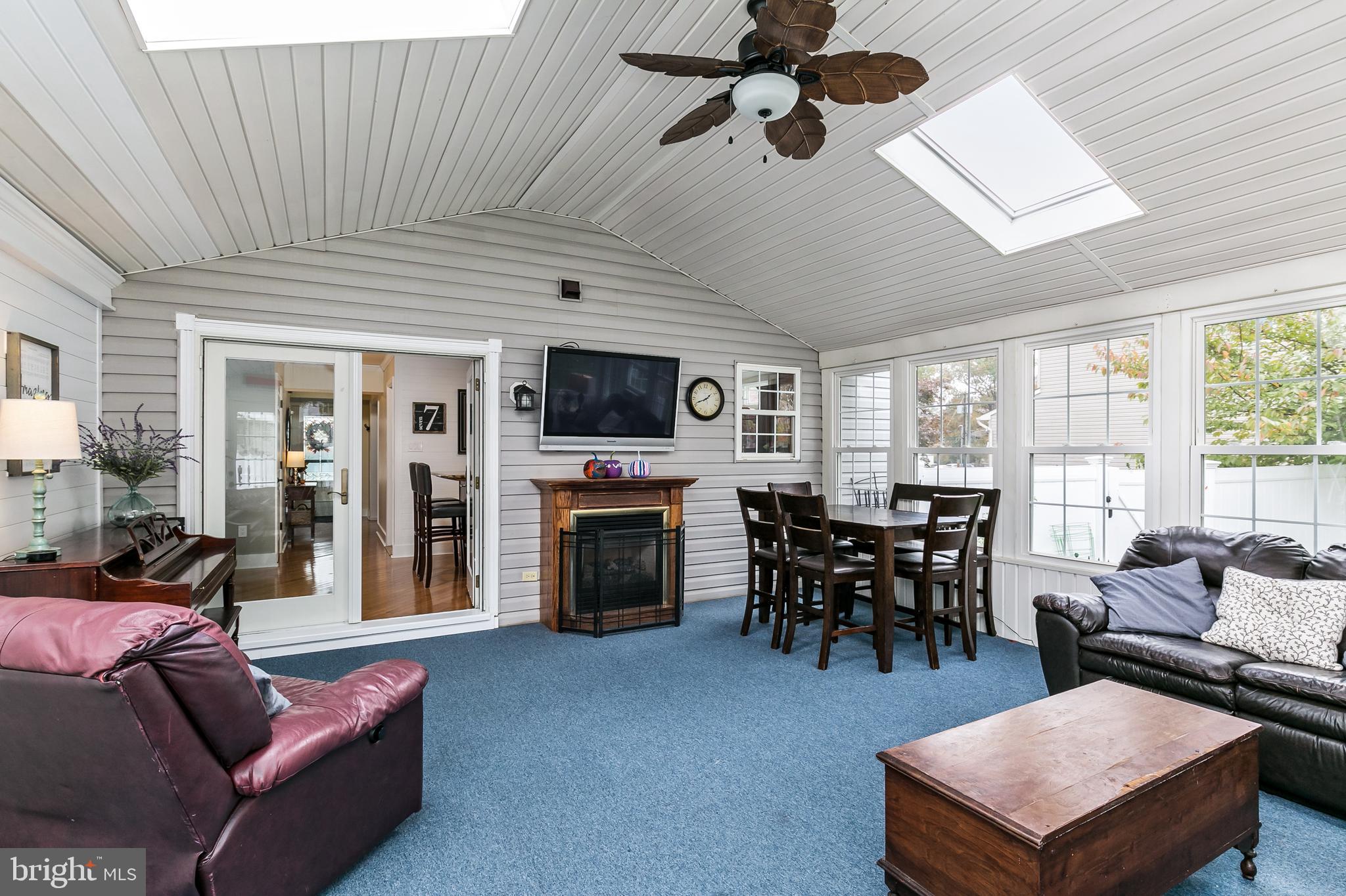 2163 Cooper Road Atco, NJ 08004 - Photo 13 of 33 Sunroom