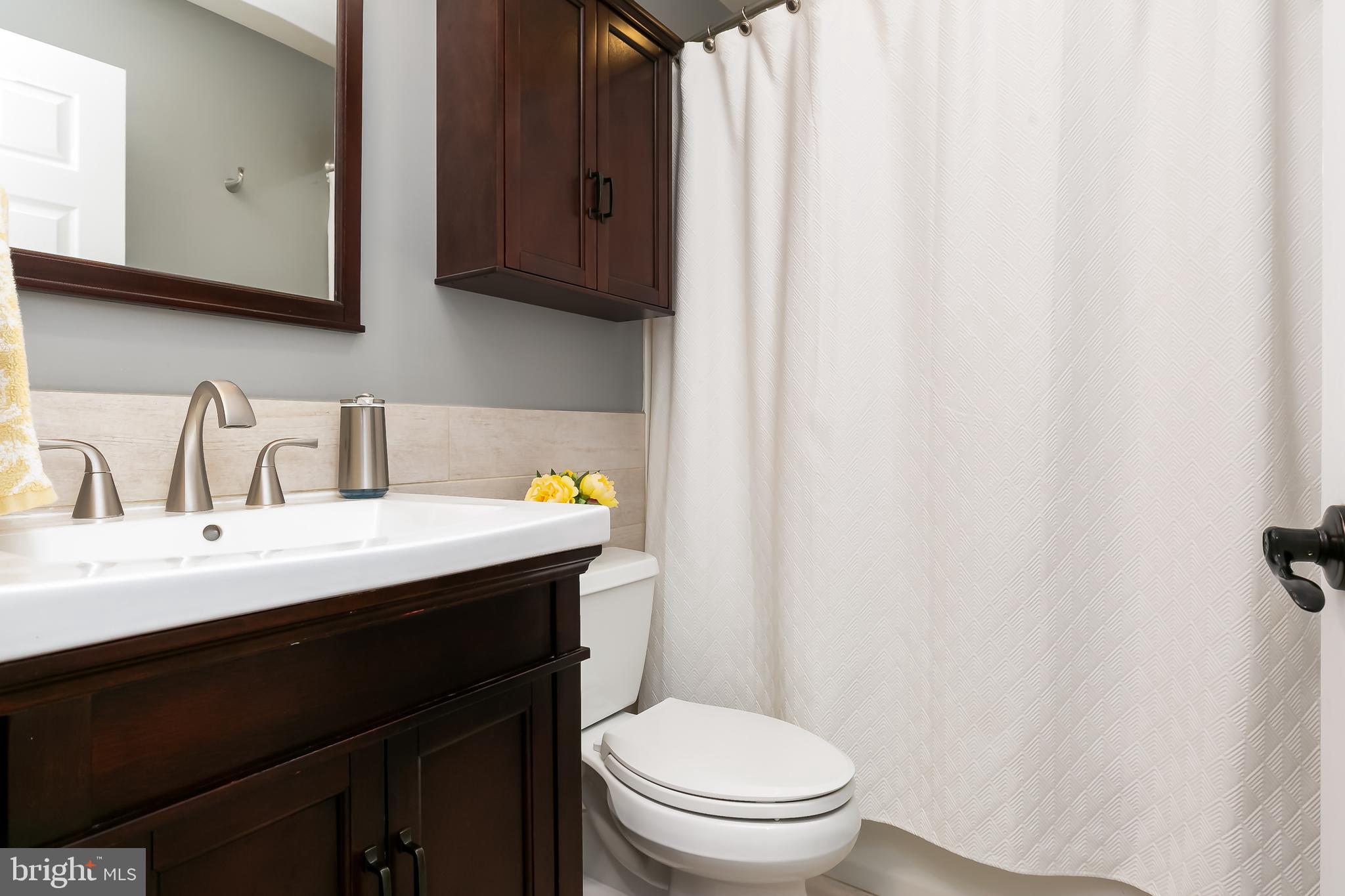 2163 Cooper Road Atco, NJ 08004 - Photo 14 of 33 1st Floor Full Bathroom