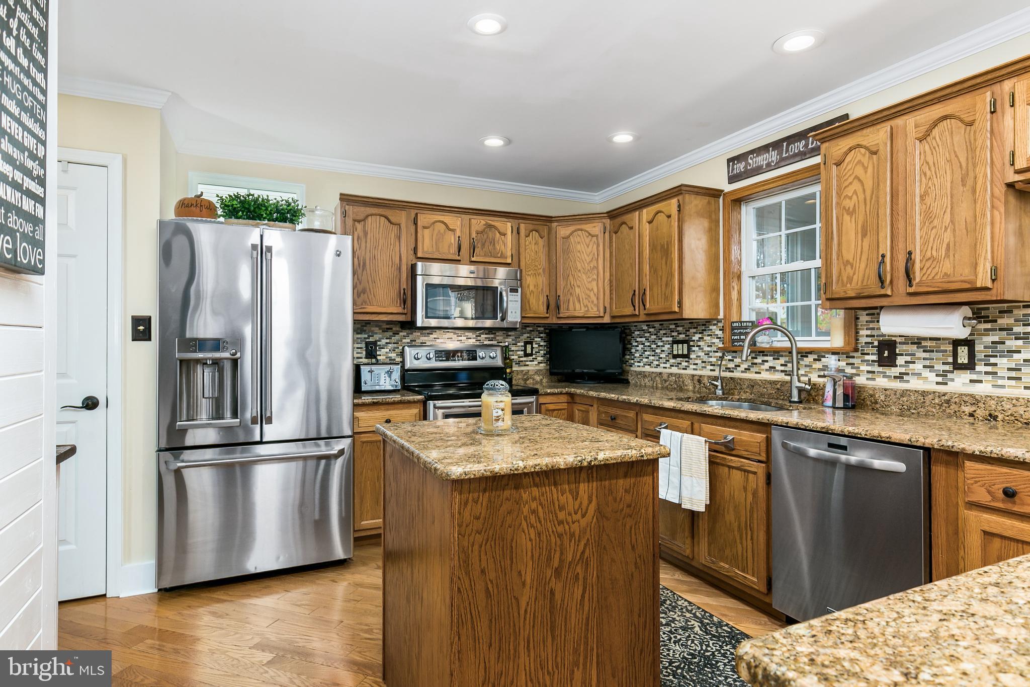 2163 Cooper Road Atco, NJ 08004 - Photo 6 of 33 Island