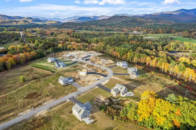 $795,000 | 6 Melinas Way, Thornton, NH 03285