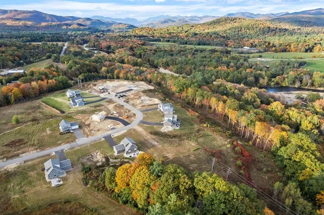 $795,000 | 6 Melinas Way, Thornton, NH 03285