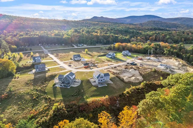 $795,000 | 6 Melinas Way, Thornton, NH 03285