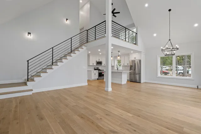 $795,000 | 6 Melinas Way, Thornton, NH 03285