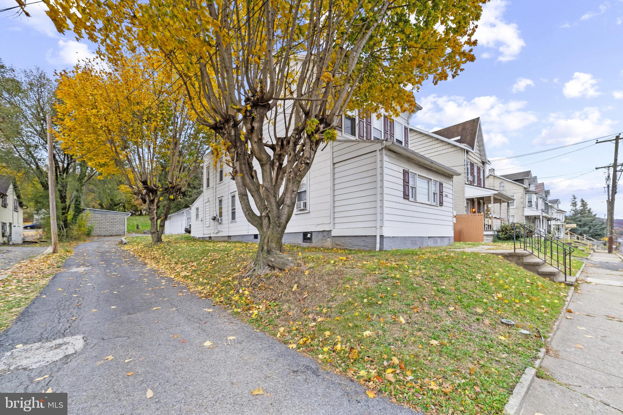 2825 Kutztown Road Reading, PA 19605 - Photo 2 of 25