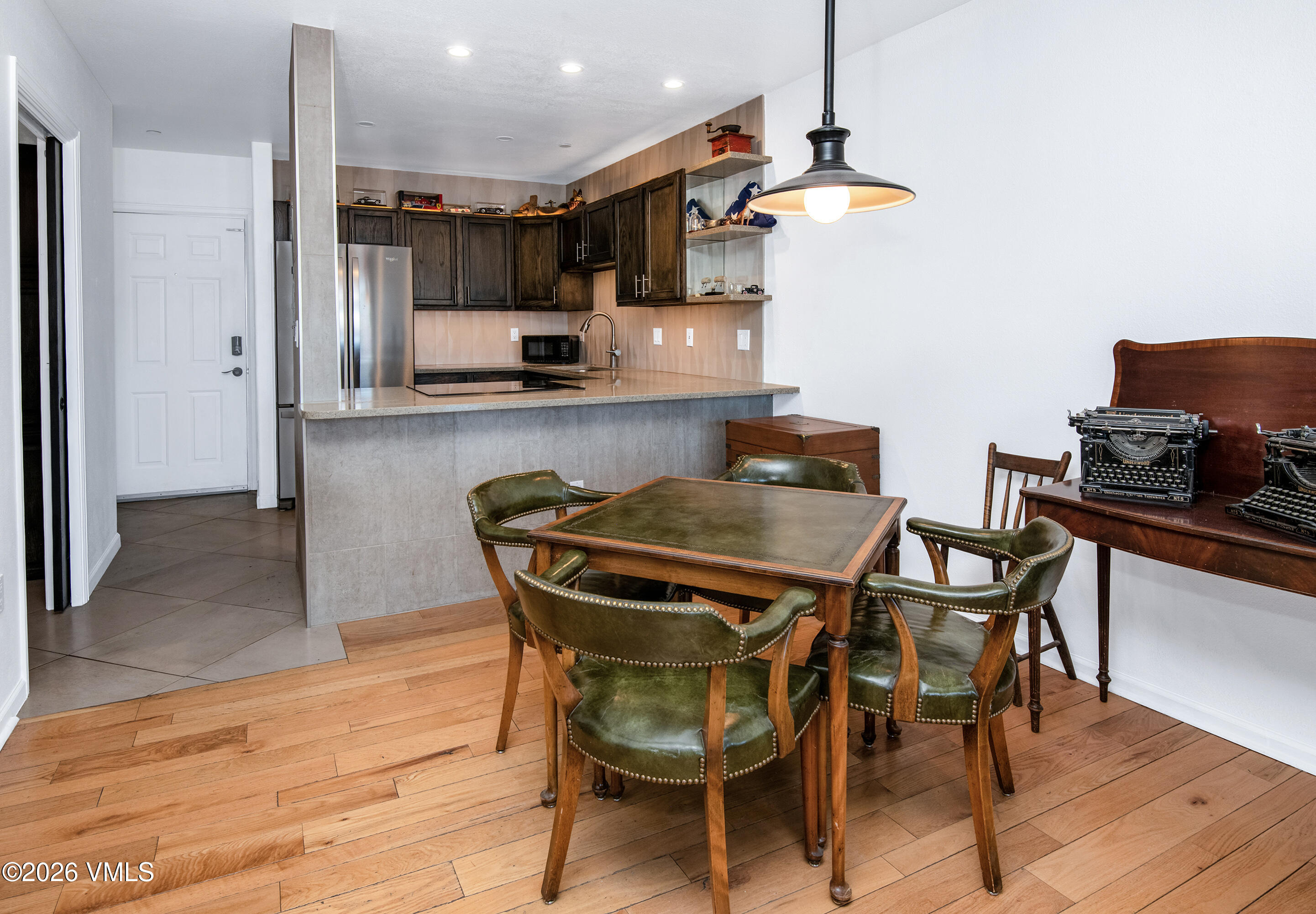 216 Main Street, Unit R319 Edwards, CO 81632 - Photo 5 of 15 216-Main-St-R319_09