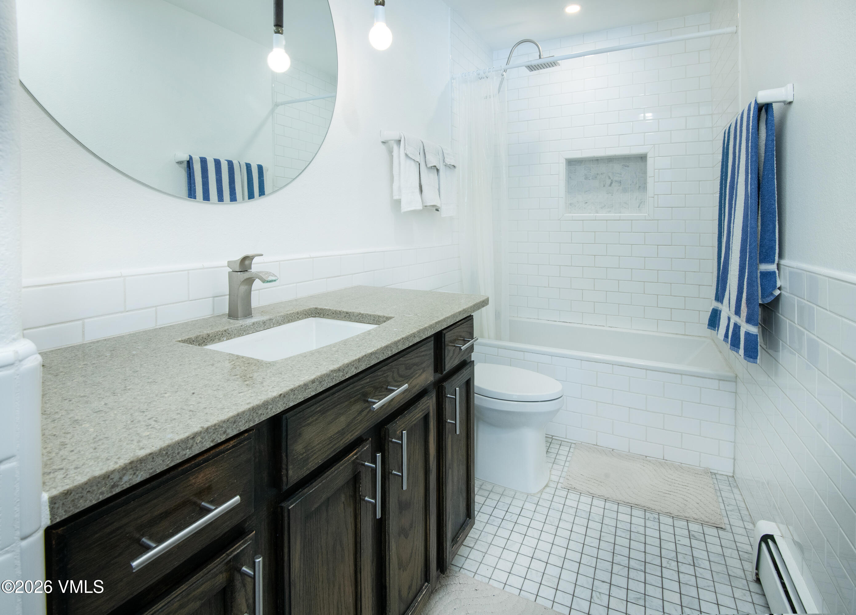 216 Main Street, Unit R319 Edwards, CO 81632 - Photo 10 of 15 216-Main-St-R319_25