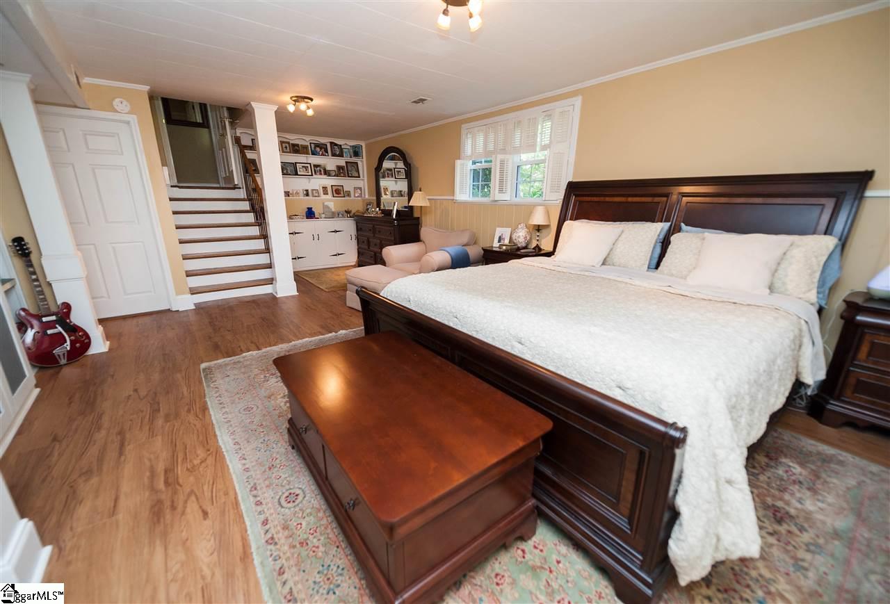 218 Laurel Road Greer, SC 29651 - Photo 31 of 36
