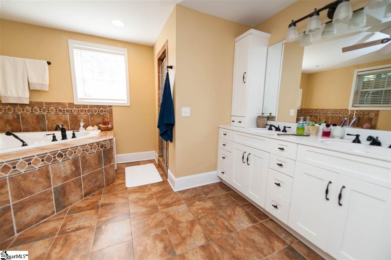 218 Laurel Road Greer, SC 29651 - Photo 33 of 36