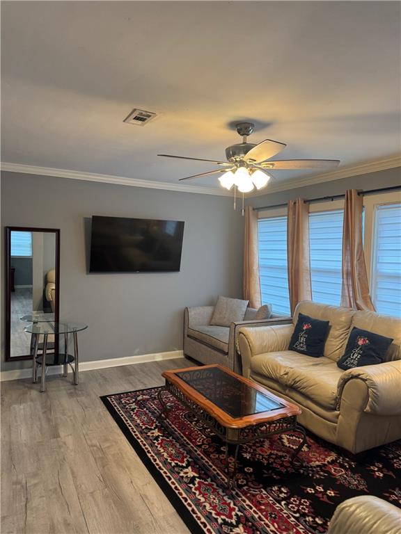 103 Wooten Drive Rome, GA 30165 - Photo 3 of 13 a living room with furniture and a flat screen tv