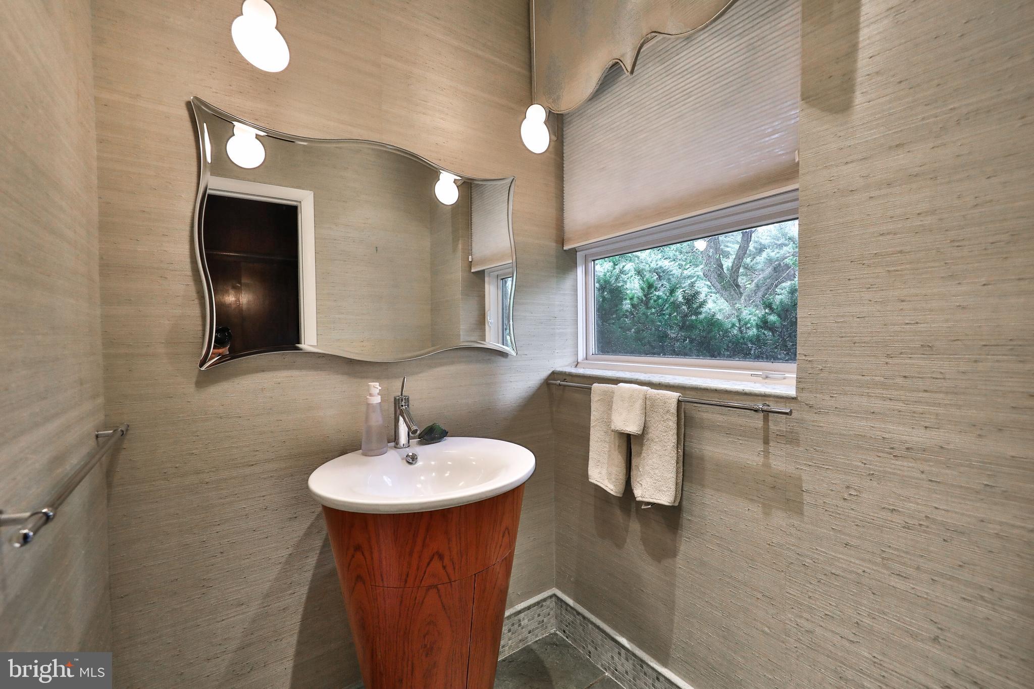 1126 Wrack Road Jenkintown, PA 19046 - Photo 22 of 50 Powder Room