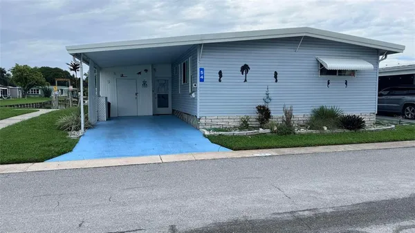 $1,750 | 2505 East Bay Drive, Unit 54, Largo, FL 33771