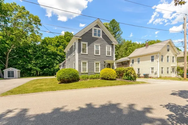 $1,800 | 24 Pearl Street, Unit 2, Ayer, MA 01432