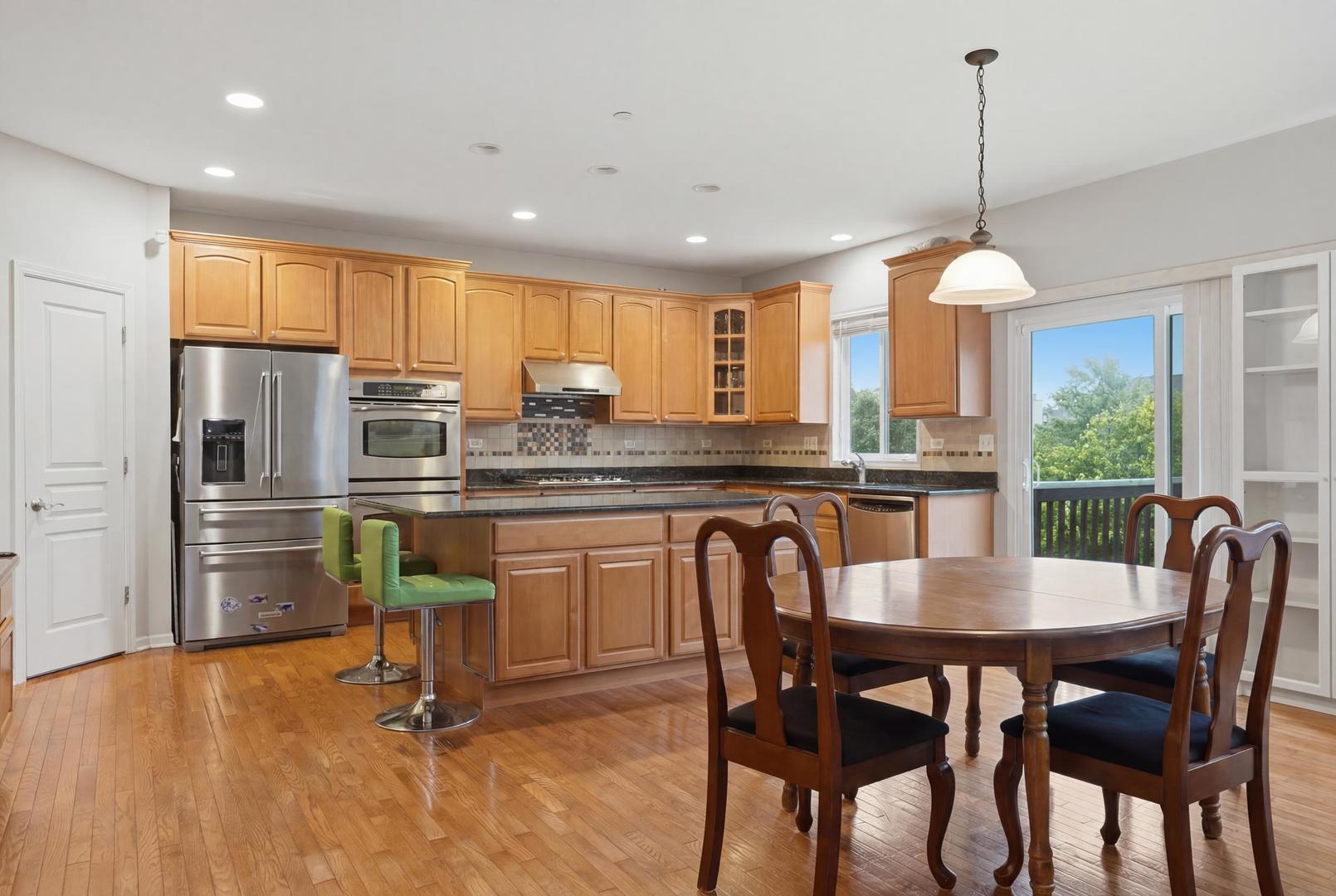 906 Blue Ridge Drive Streamwood, IL 60107 - Photo 13 of 47