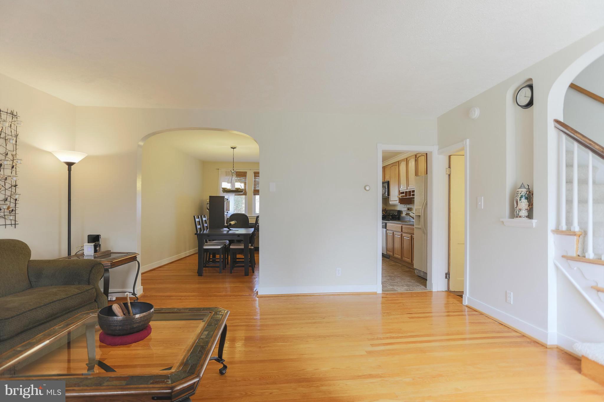 403 Overbrook Road Catonsville, MD 21228 - Photo 5 of 30 a living room with furniture and a table