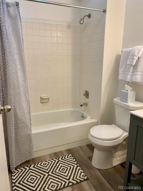 120 Norgren Road, Unit A B C Fraser, CO 80442 - Photo 15 of 39 a bathroom with a toilet a sink and a bathtub