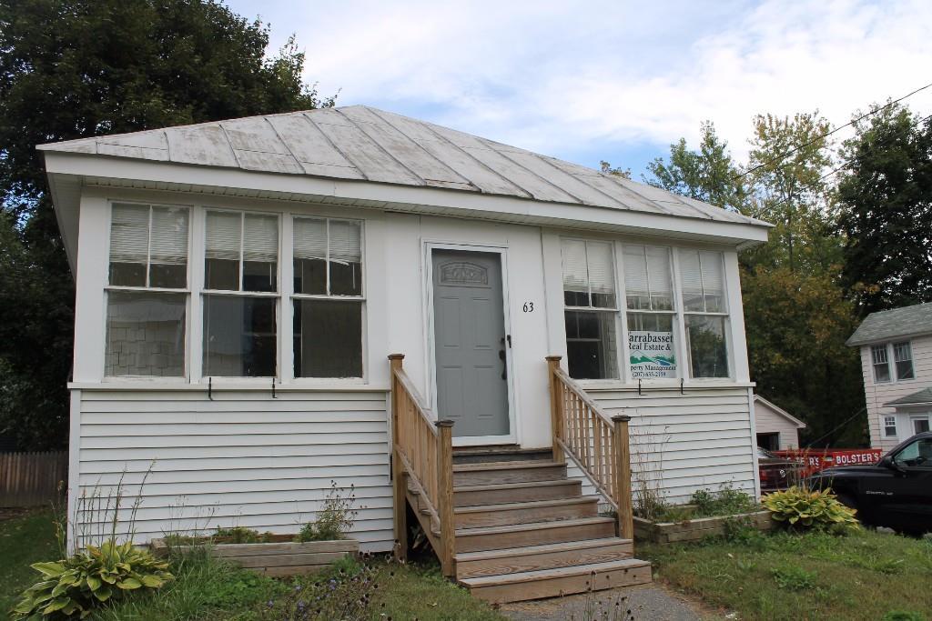 63 Oak Street Waterville, ME 04901 - Photo 1 of 12 Photo