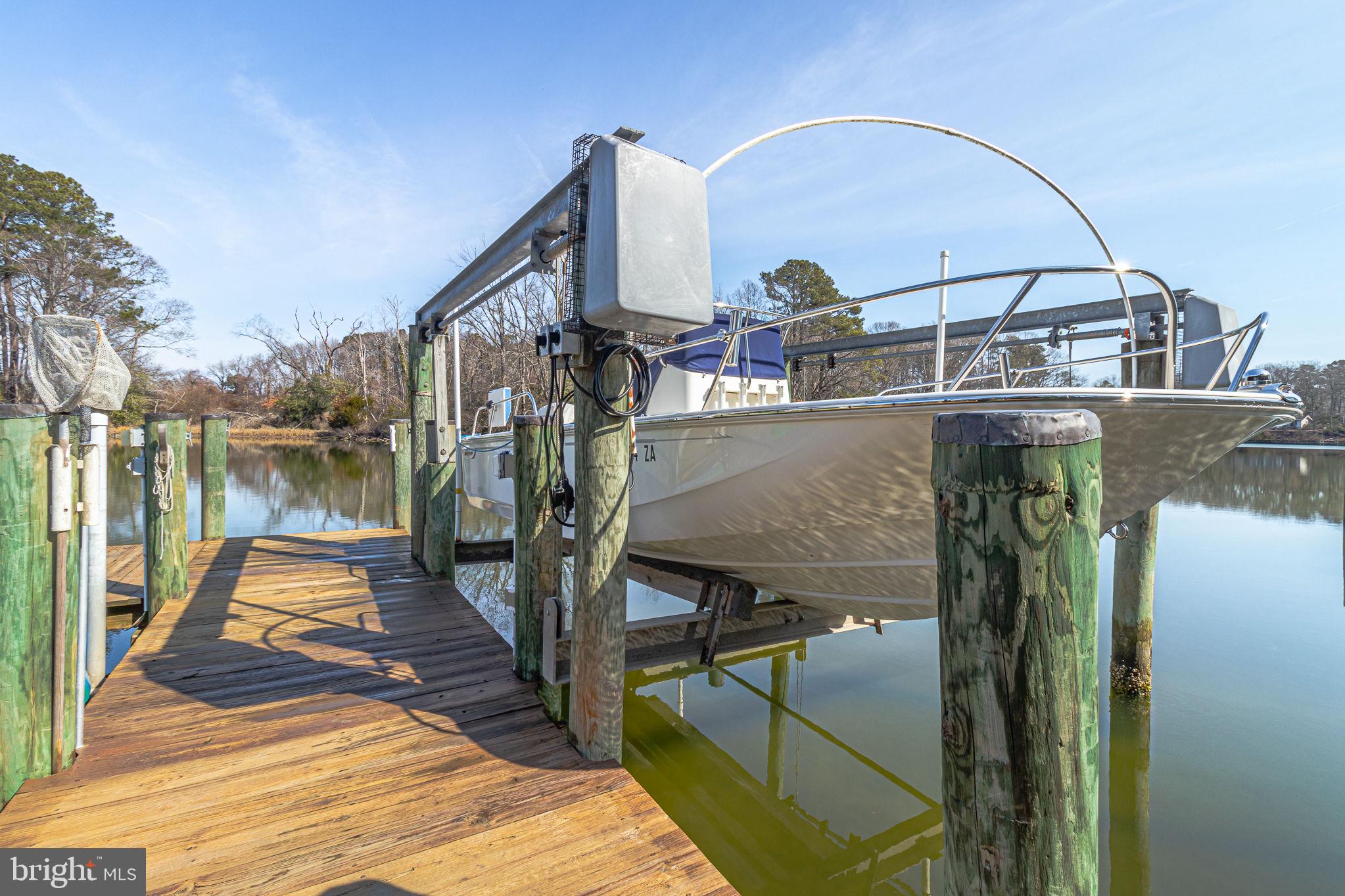 166 Nottingham Drive Reedville, VA 22539 - Photo 43 of 61 a view of outdoor space and deck