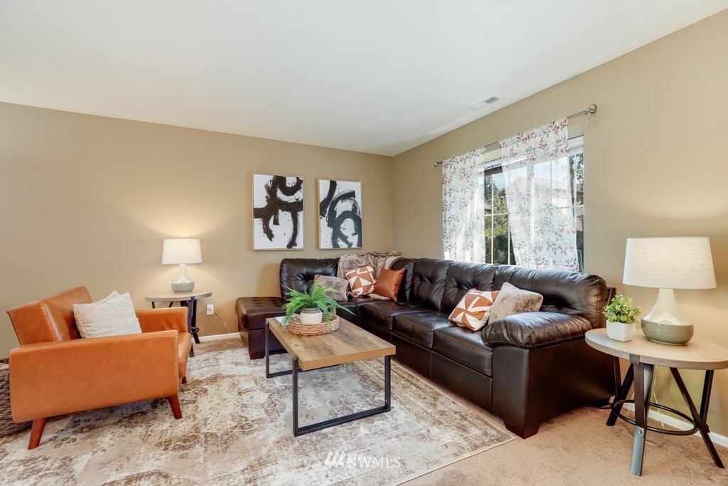 16606 42nd Avenue Southeast Bothell, WA 98012 - Photo 5 of 26