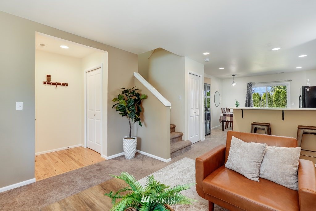 16606 42nd Avenue Southeast Bothell, WA 98012 - Photo 6 of 26