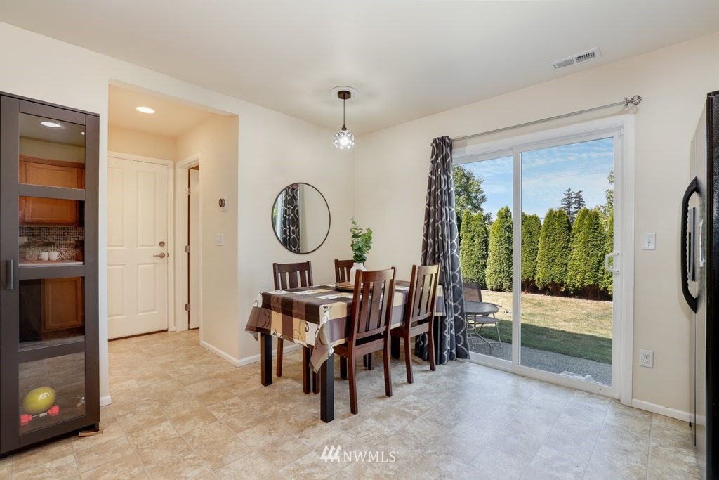 16606 42nd Avenue Southeast Bothell, WA 98012 - Photo 10 of 26